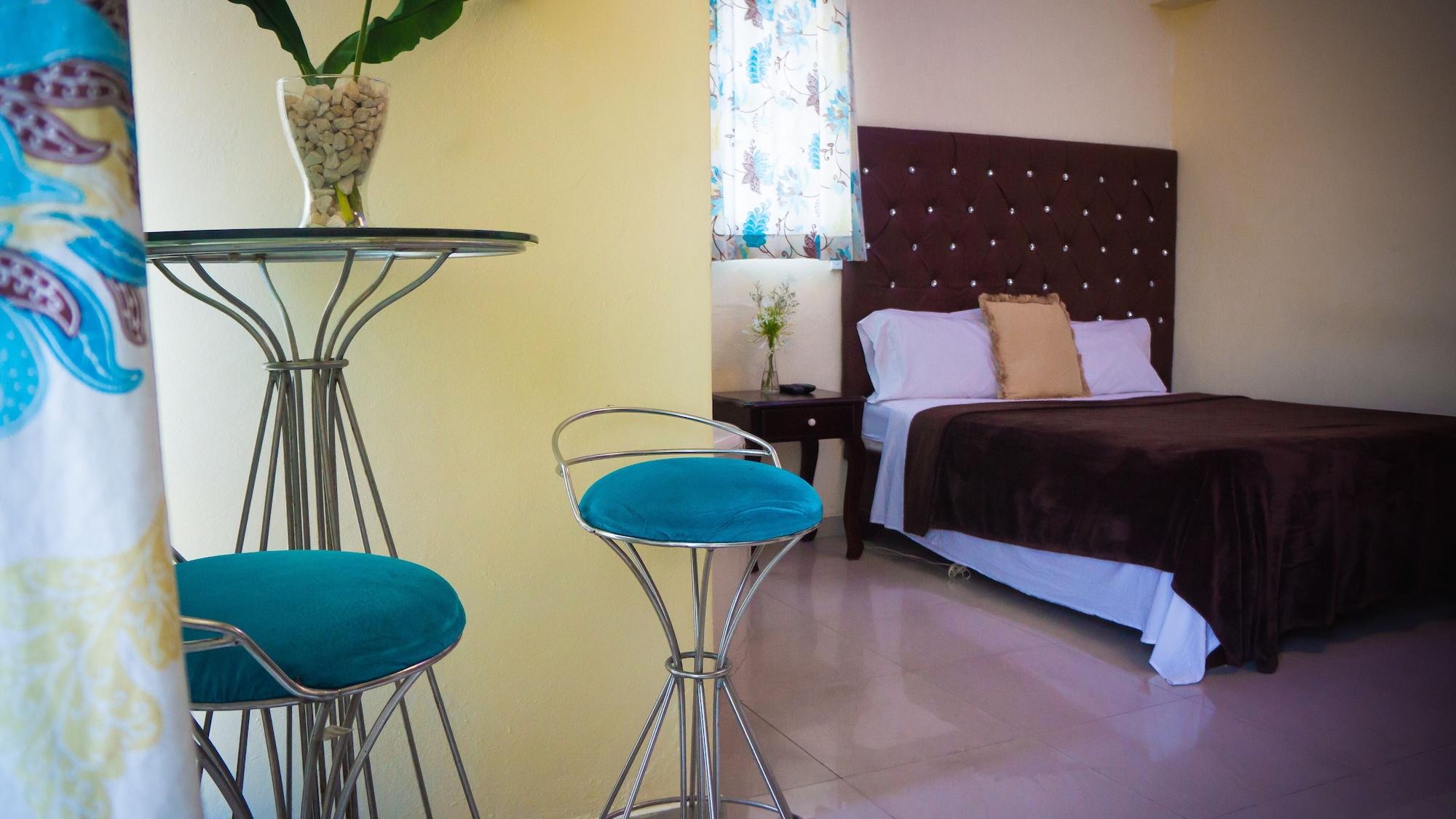 Hotel Luis V Санто-Доминго Экстерьер фото